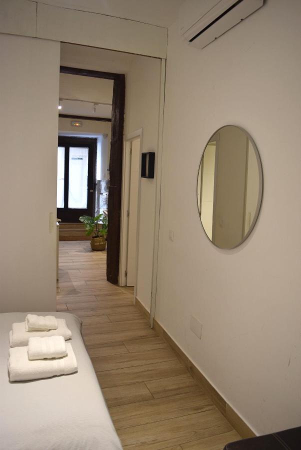 Opera-Suites Luxury La Boheme, In The Very Center Of Madrid. Exterior photo